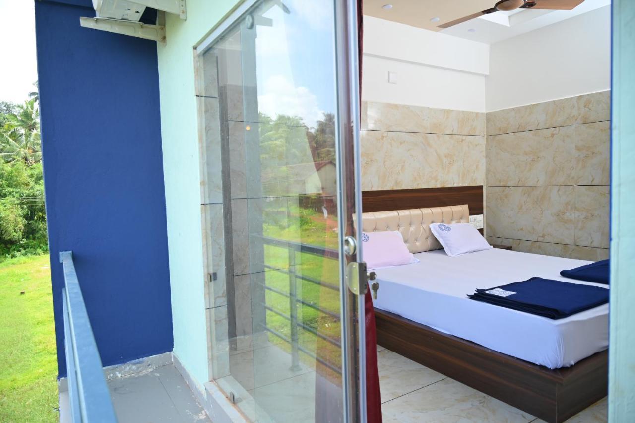 Blue Pearl Beach Guest House Mavalli Ngoại thất bức ảnh