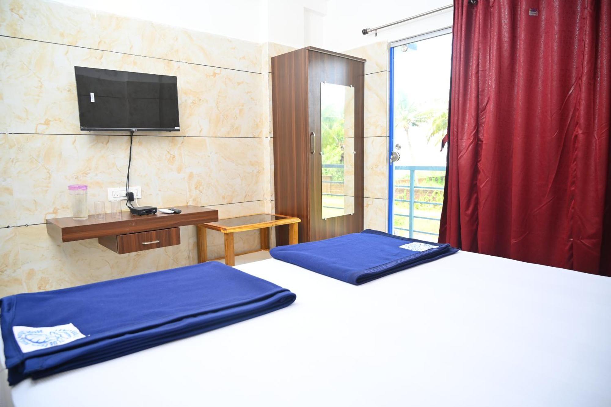 Blue Pearl Beach Guest House Mavalli Ngoại thất bức ảnh