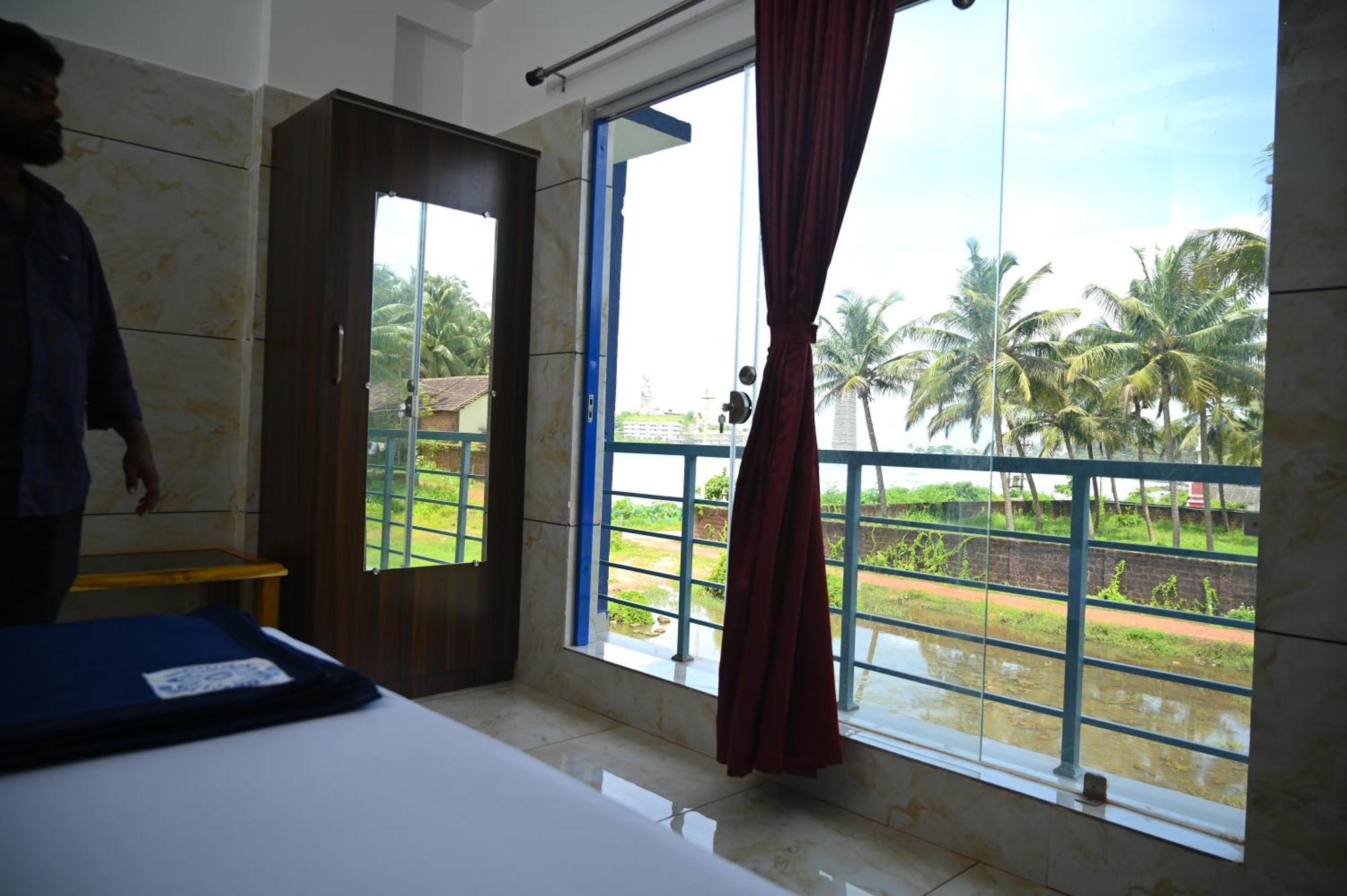 Blue Pearl Beach Guest House Mavalli Ngoại thất bức ảnh