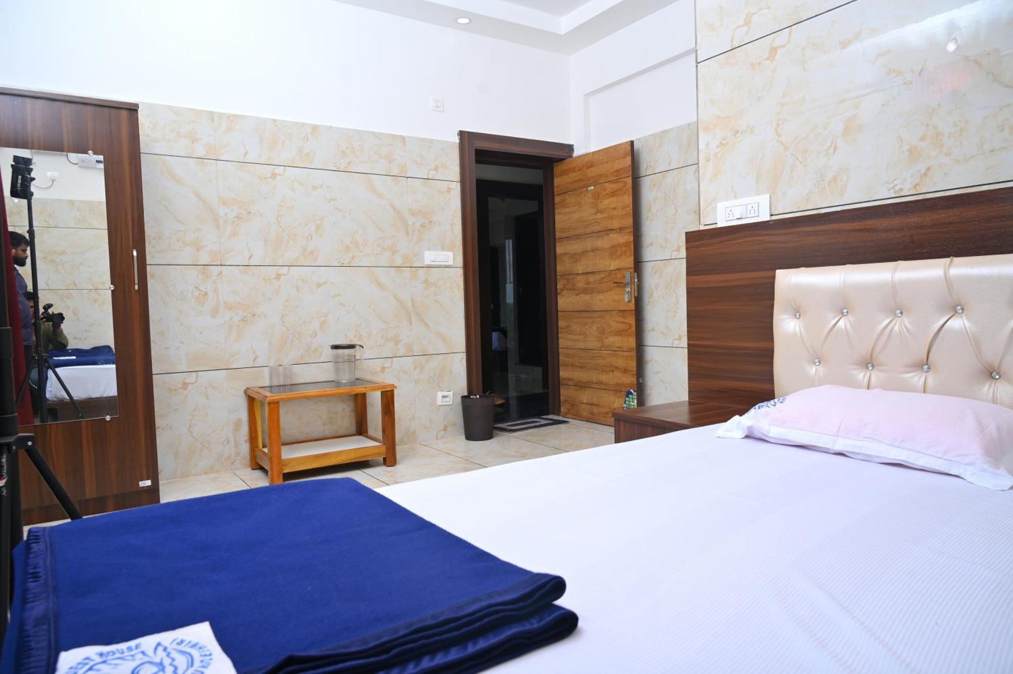 Blue Pearl Beach Guest House Mavalli Ngoại thất bức ảnh