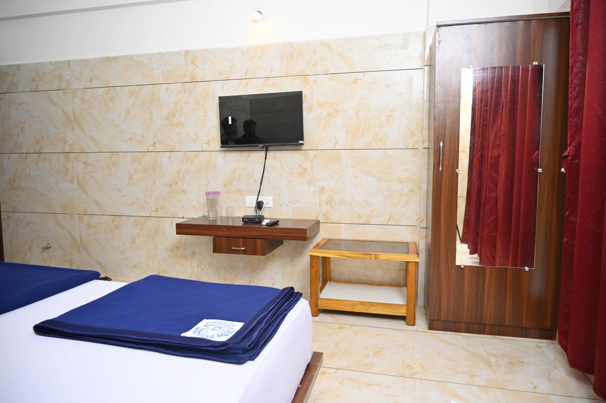 Blue Pearl Beach Guest House Mavalli Ngoại thất bức ảnh